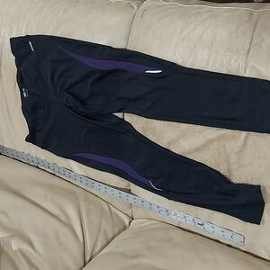 Cascade sport performance purple and black workout capri 23.5 in inseam s